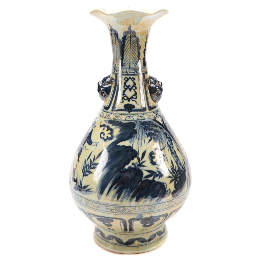 Chinese Hand-Painted Blue and White Porcelain Globular Vase