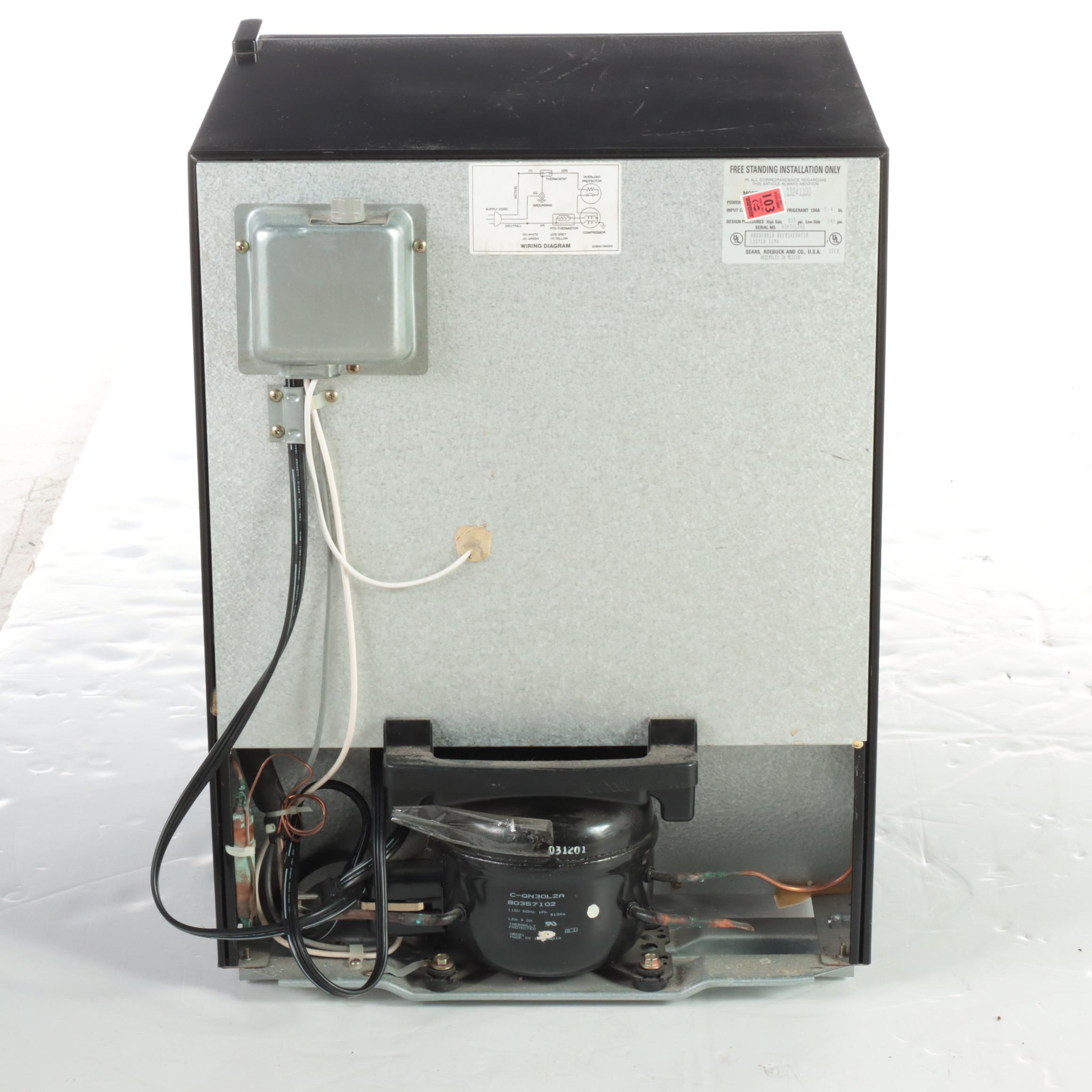 Kenmore Compact Refrigerator with Tempered Glass Front EBTH