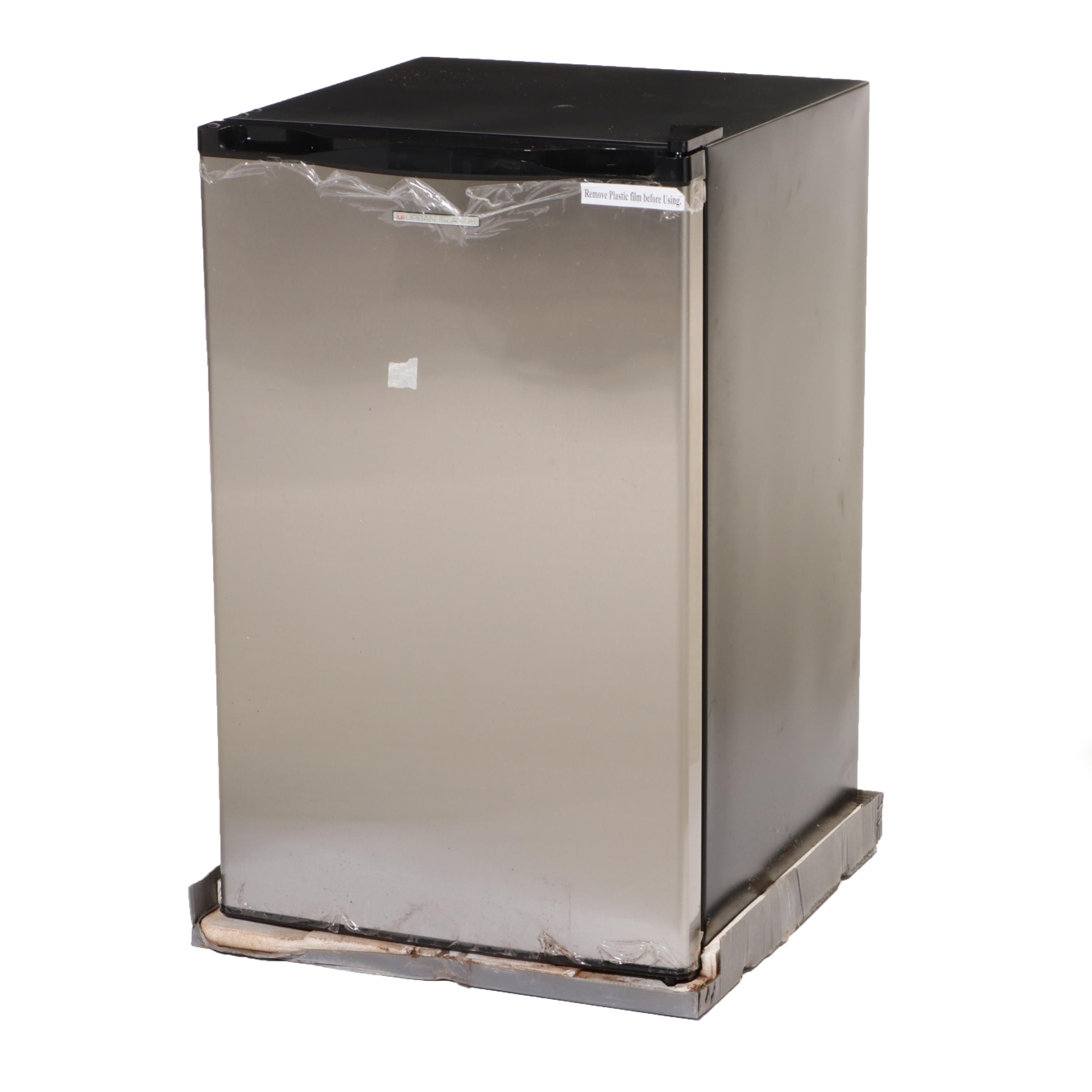 Urban Islands Model 21008 4.5 Ct.Ft Stainless Steel Refrigerator EBTH