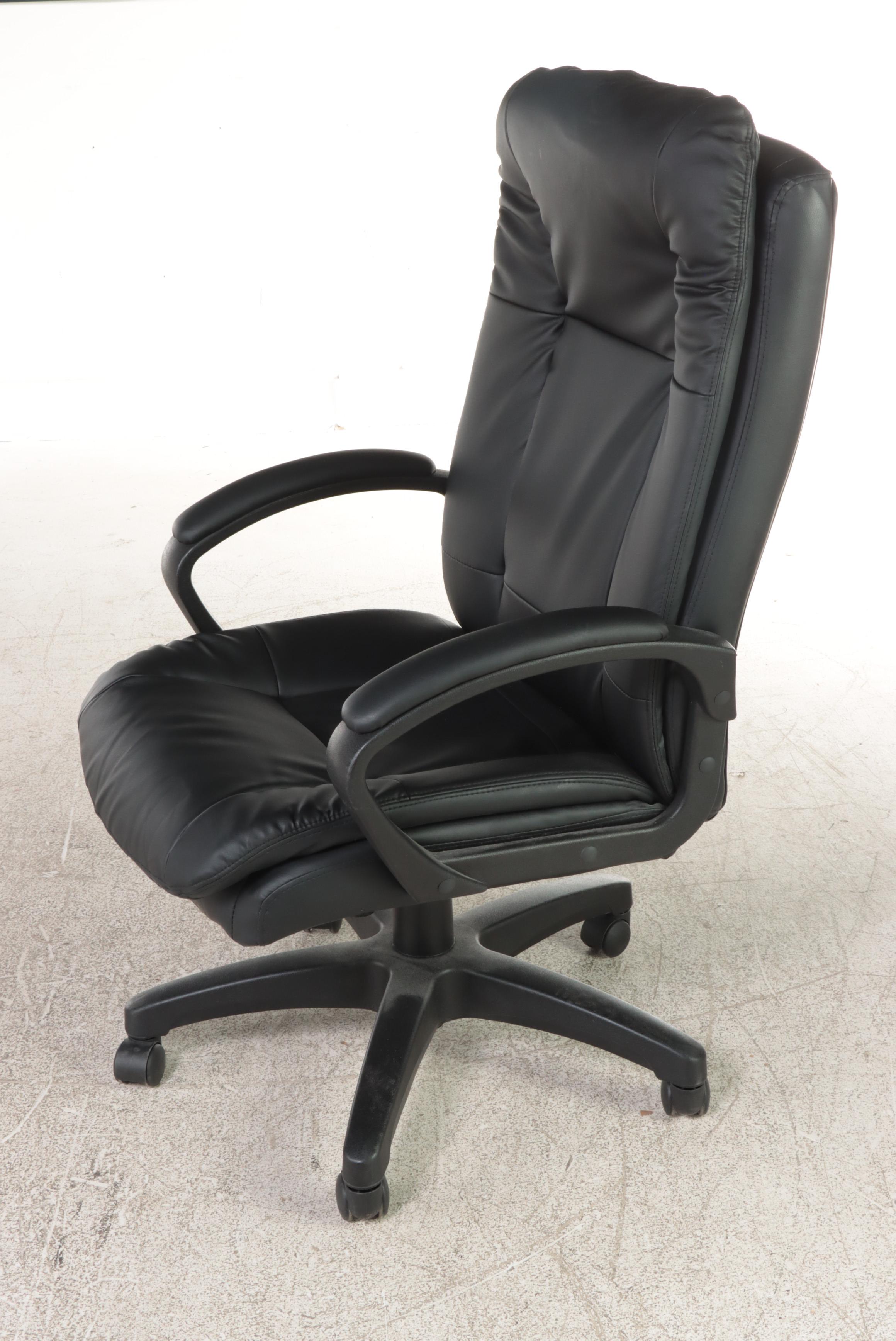 Cherry Double Pedestal Desk with ULINE Executive Task Chair EBTH