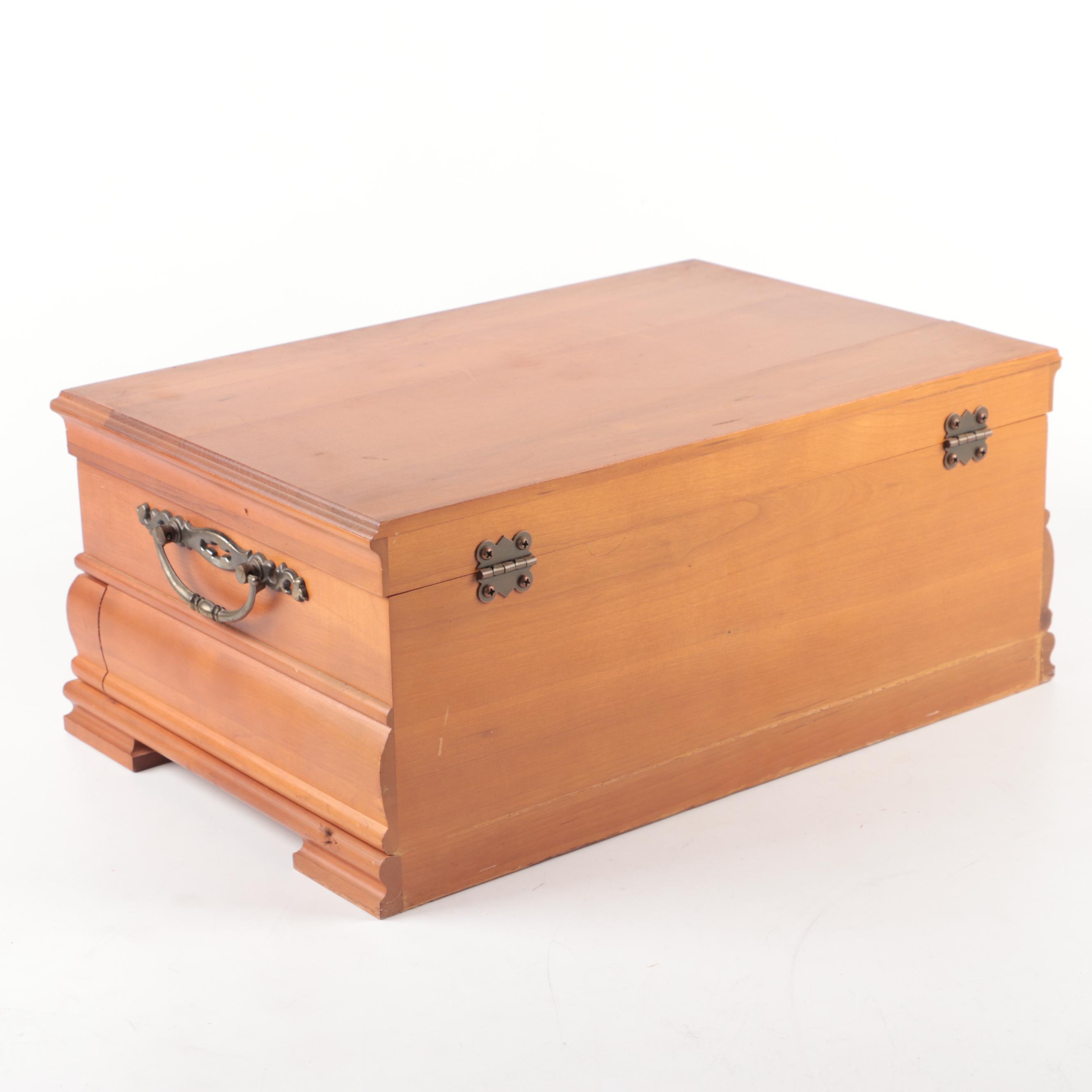Wooden Flatware Storage Chest EBTH