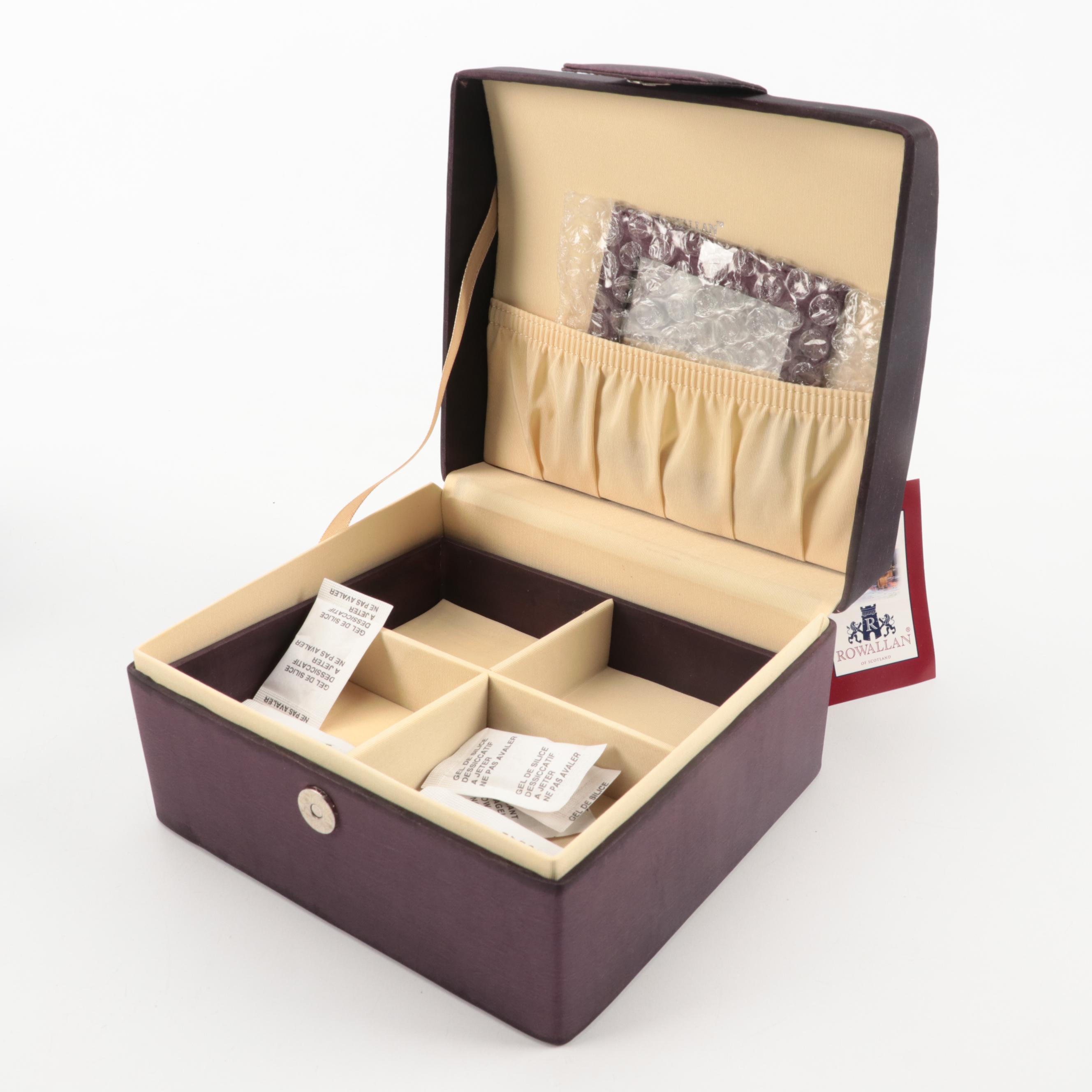 Rowallan Embroidered Fabric Travel Jewelry Boxes EBTH