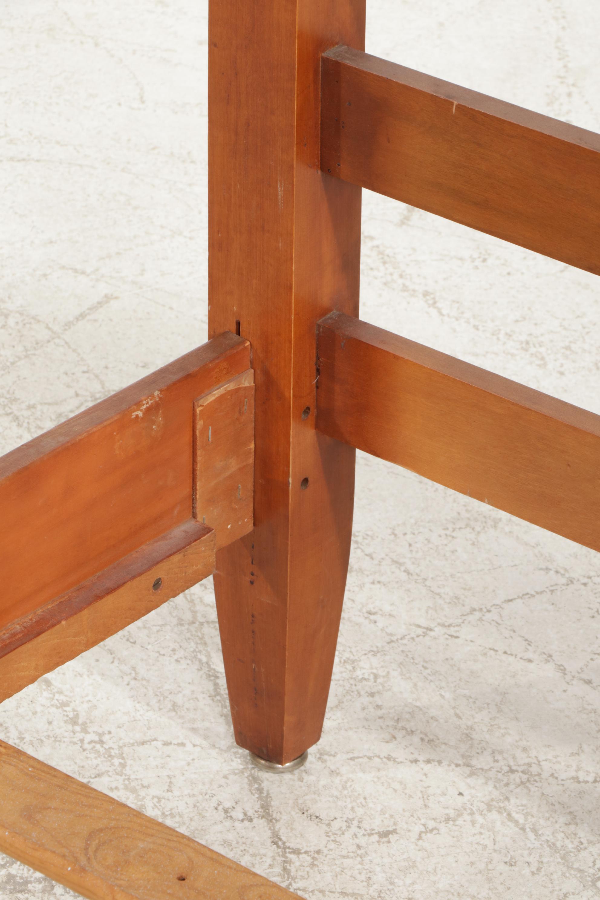 Kling Furniture Co. Early American Style Maple Twin Bed Frames with