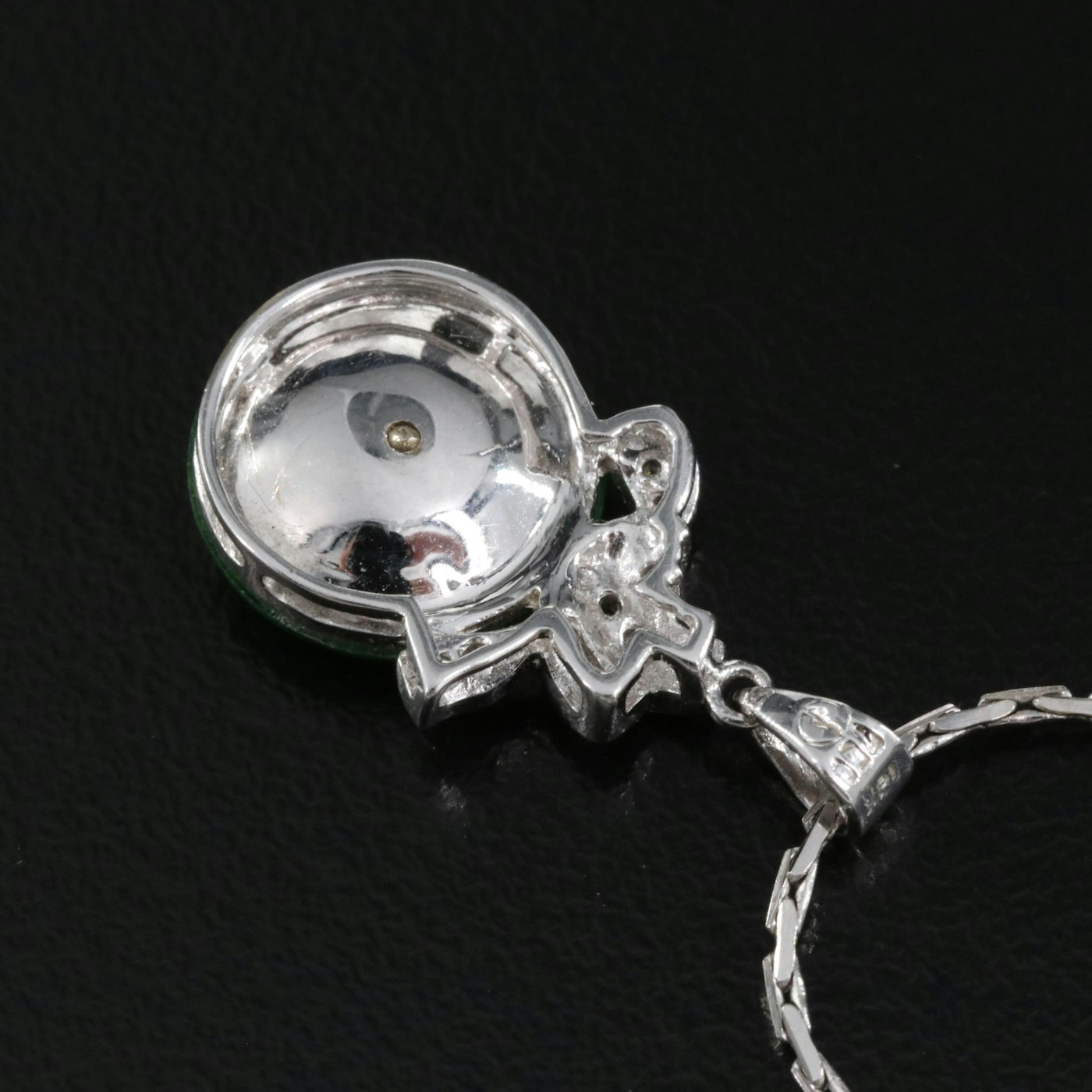 Vintage 10K Bi Jadeite and Diamond Pendant Necklace | EBTH