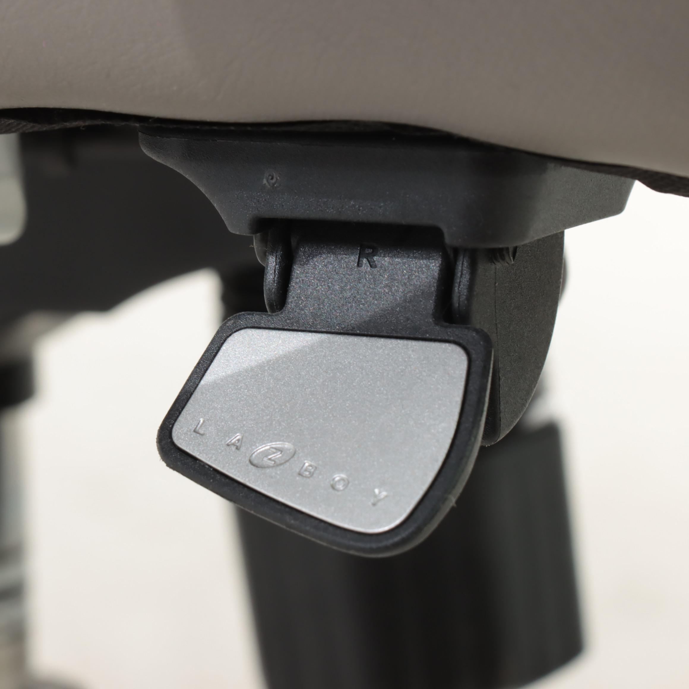 LaZBoy "Savona" Leather Upholstered Office Arm Chair EBTH