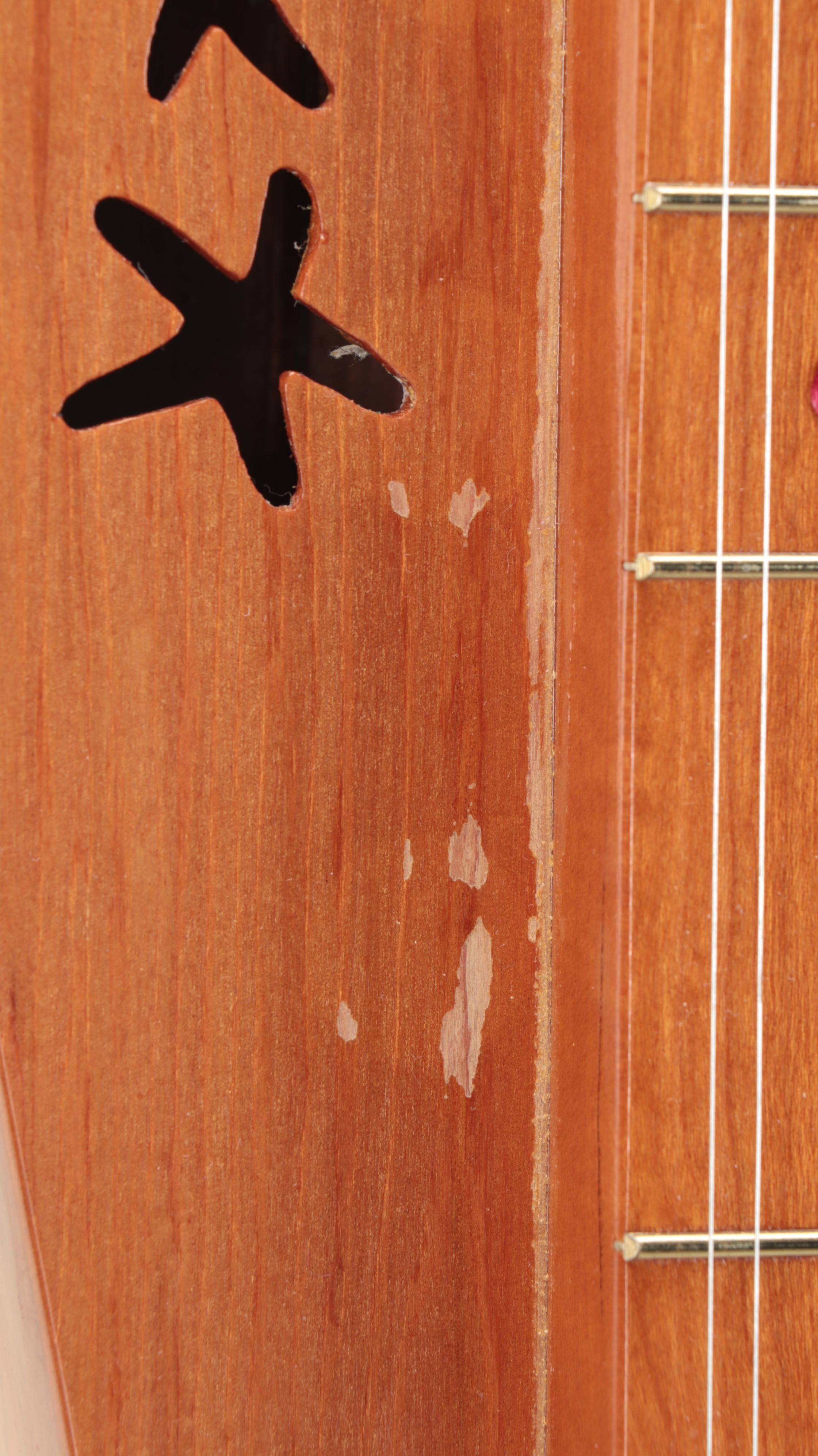 FourString Appalachian Dulcimer with Stand and Case EBTH