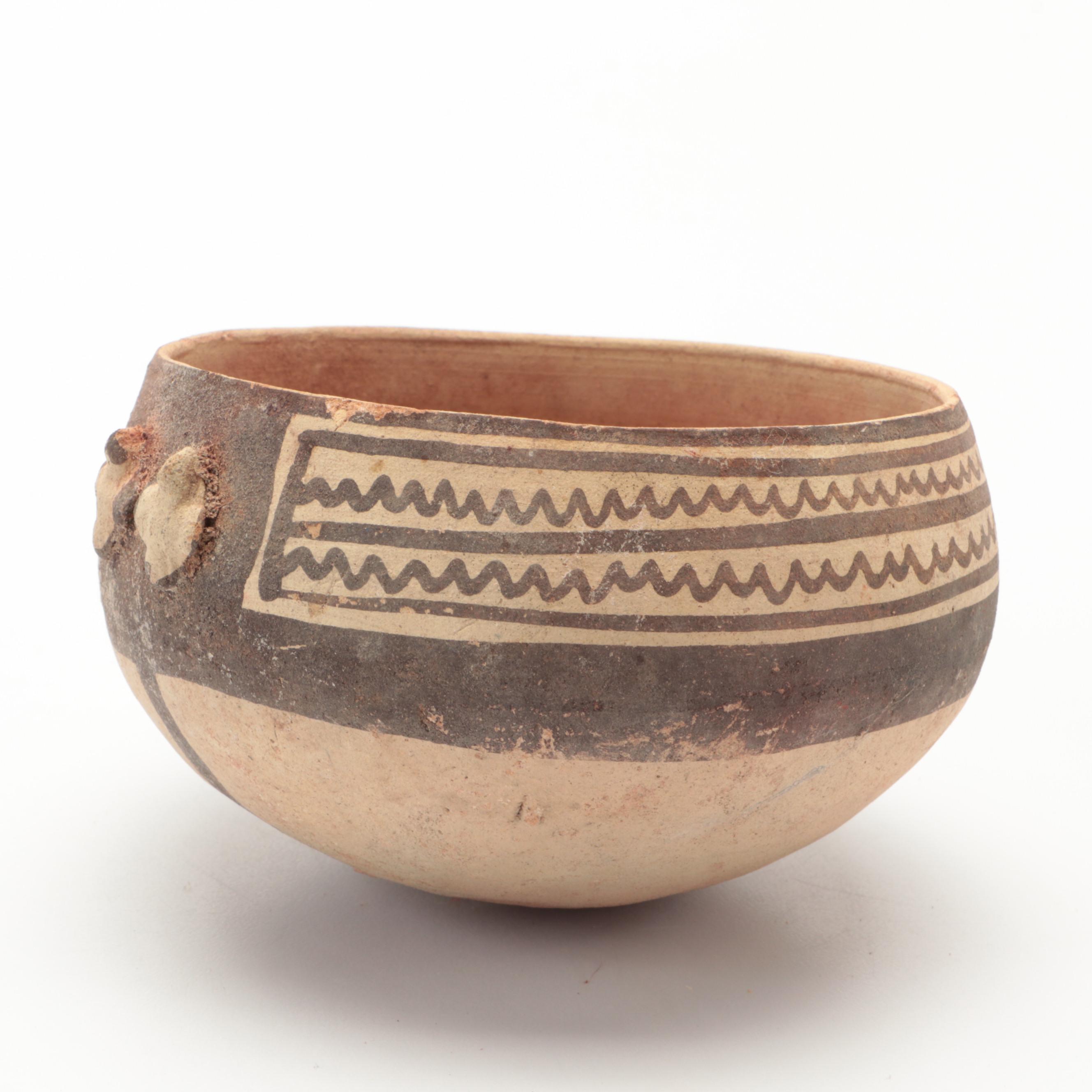 Pair of Peruvian Chancay Culture Geometric Design Ceramic Bowls | EBTH