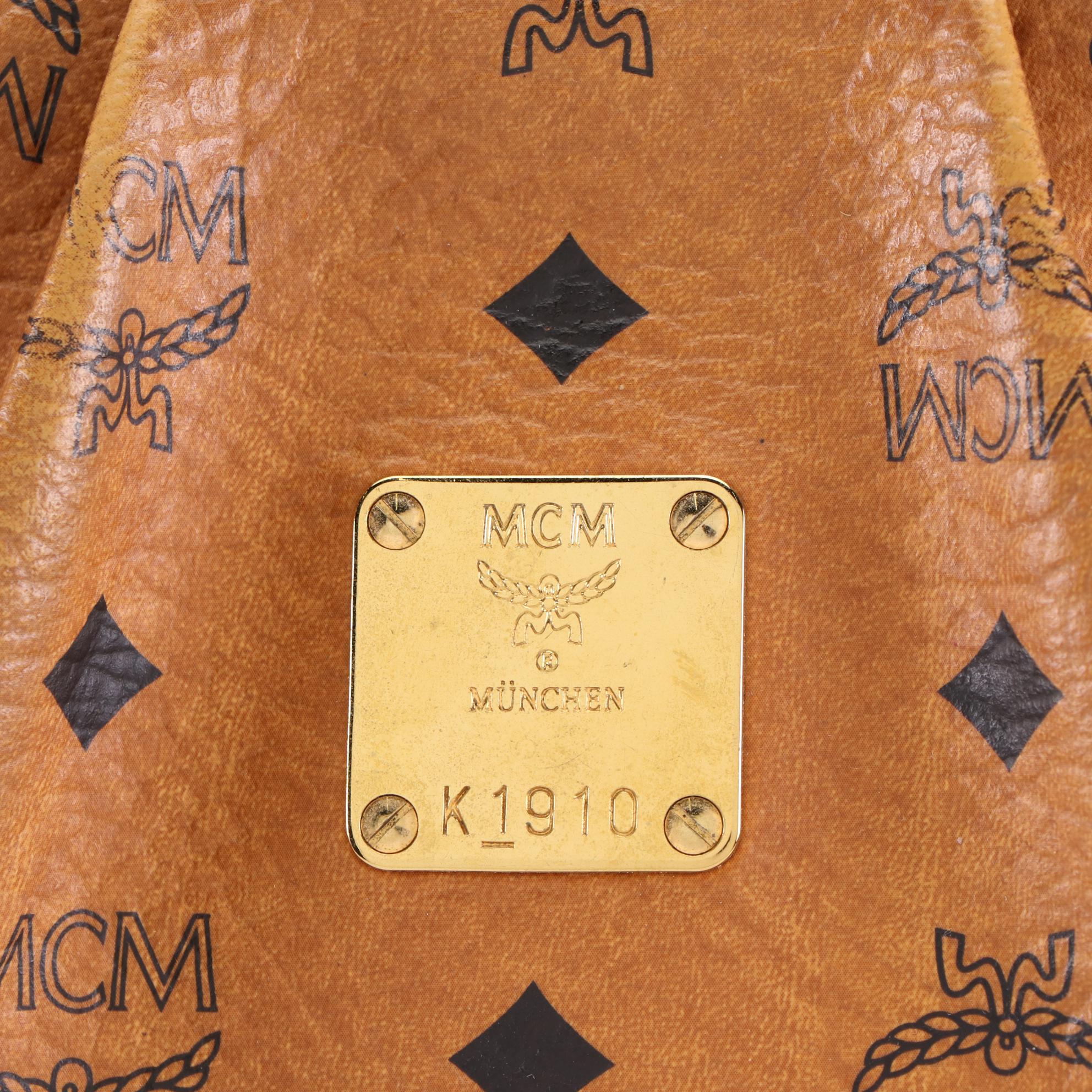 MCM Shoulder Bag in Visetos Canvas and Brown Leather EBTH