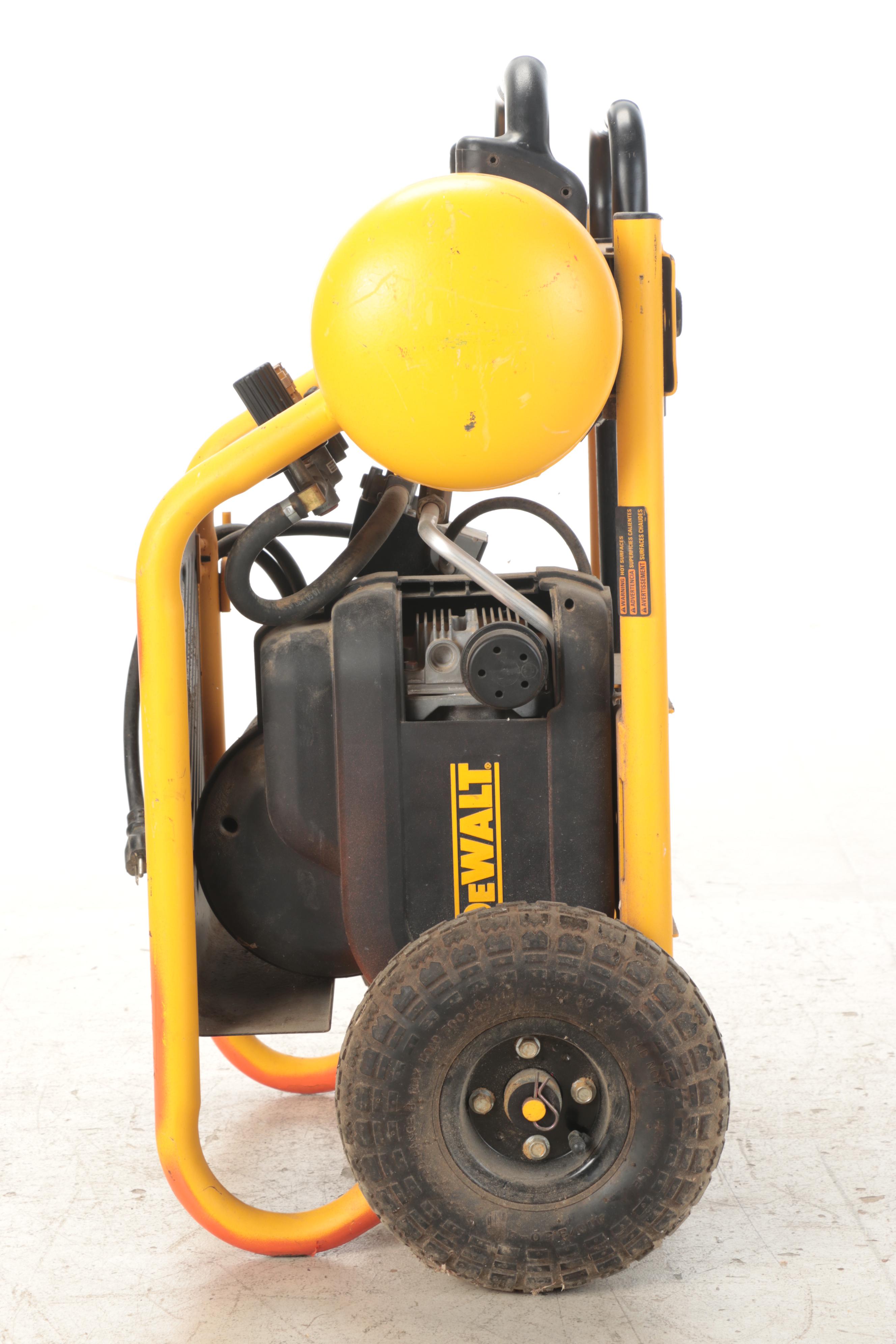 DeWalt D55146 Electric 4.5 Gallon Wheeled Portable Compressor EBTH