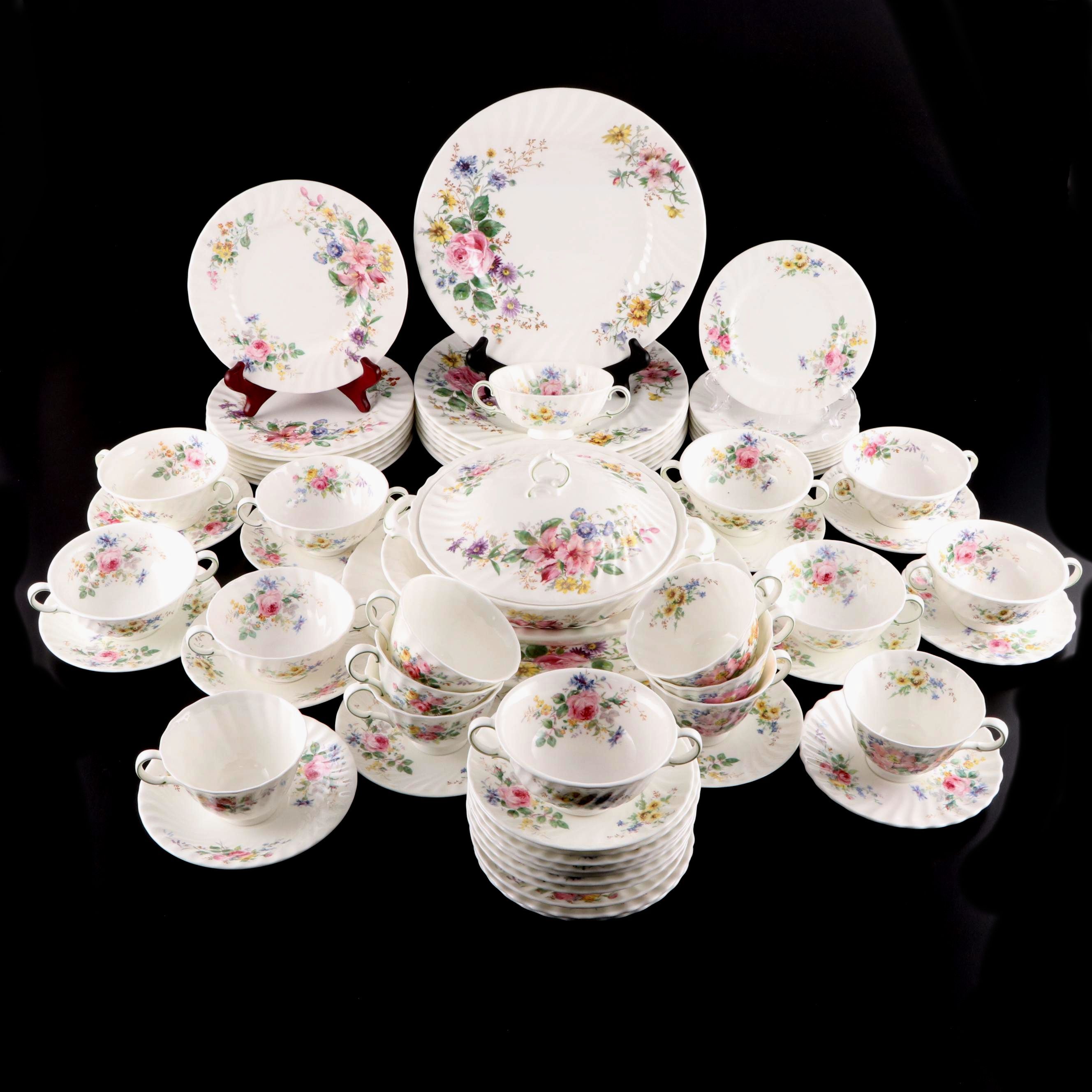 Royal Doulton "Arcadia" Bone China Dinnerware EBTH