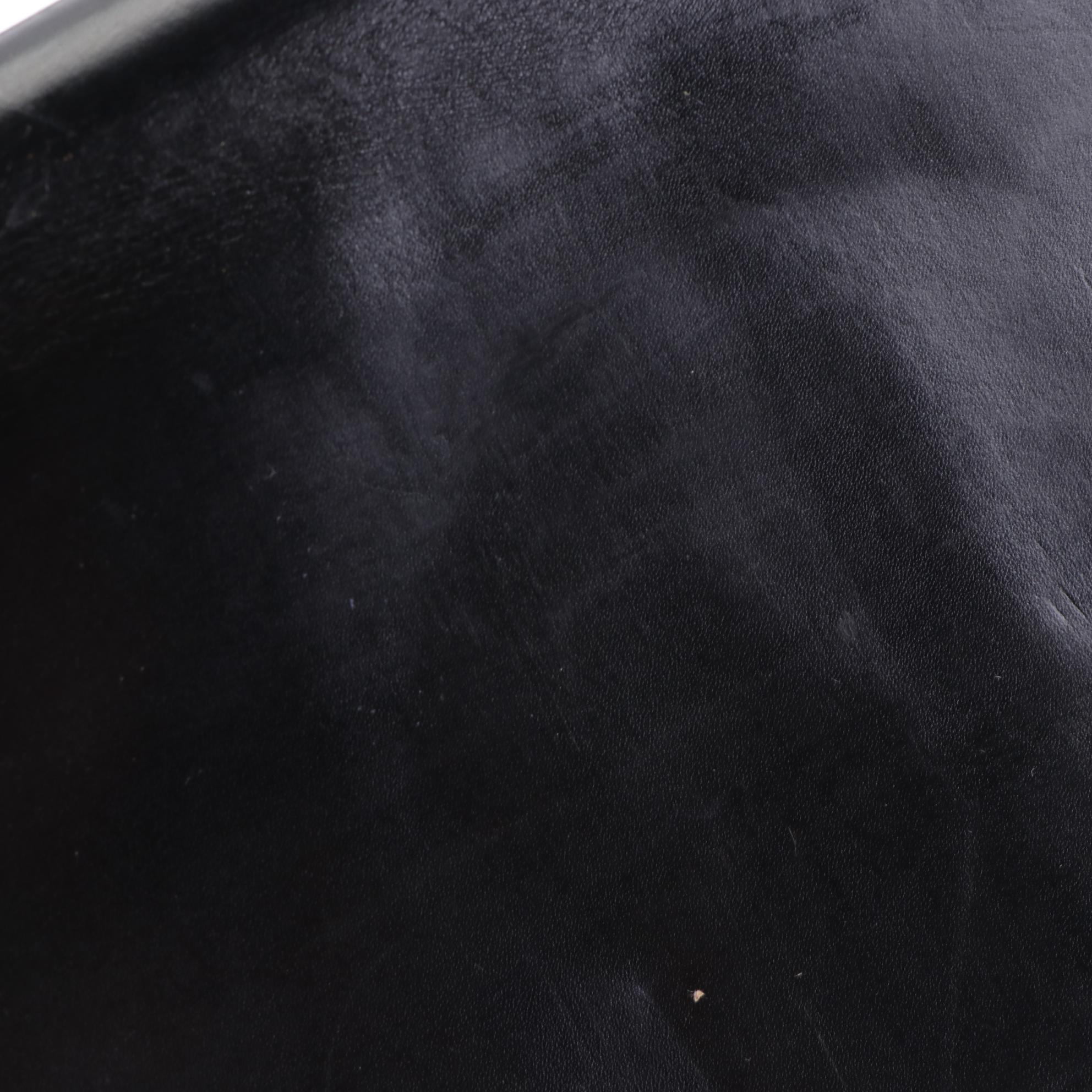 Gucci Top Handle Turnlock Flap Handbag in Black Leather EBTH