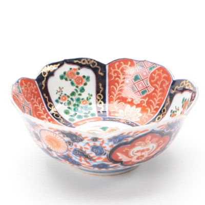Japanese Imari Style Scalloped Porcelain Bowl